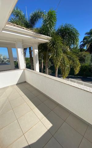Casa de condomínio à venda com 436m², 4 quartos e 4 vagas