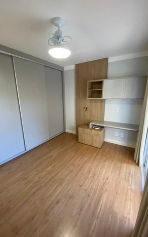 Casa de condomínio à venda com 436m², 4 quartos e 4 vagas