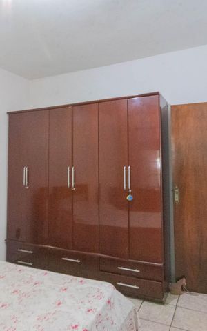 Casa à venda com 200m², 2 quartos e 2 vagas