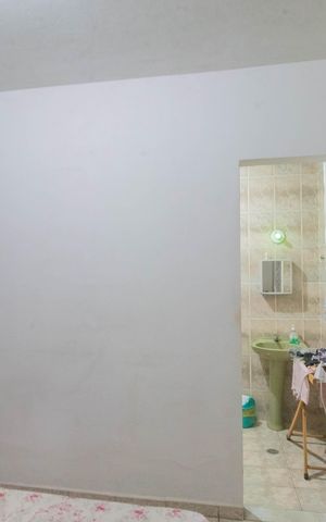Casa à venda com 200m², 2 quartos e 2 vagas