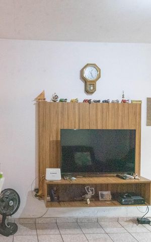 Casa à venda com 200m², 2 quartos e 2 vagas
