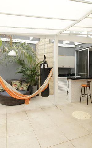 Casa para alugar com 340m², 3 quartos e 2 vagasQuintal