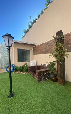 Casa de condomínio à venda com 178m², 3 quartos e 4 vagas