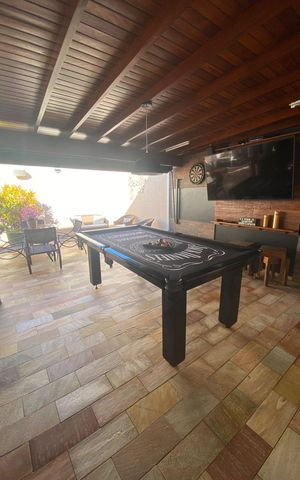 Casa de condomínio à venda com 178m², 3 quartos e 4 vagas