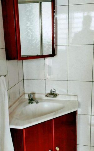 Casa à venda com 107m², 3 quartos e 2 vagas