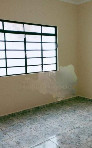 Casa à venda com 107m², 3 quartos e 2 vagas