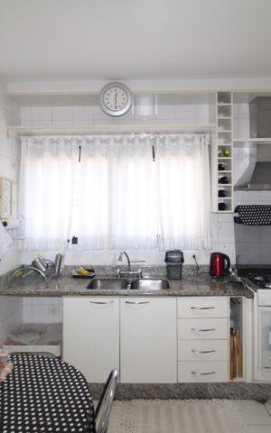 Apartamento para alugar com 128m², 3 quartos e 3 vagasCozinha