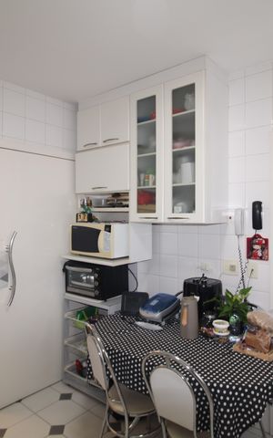 Apartamento para alugar com 128m², 3 quartos e 3 vagasCozinha