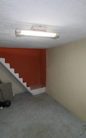Casa à venda com 189m², 3 quartos e 7 vagasÁrea de Serviço - Quarto