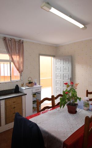 Casa à venda com 189m², 3 quartos e 7 vagasCozinha