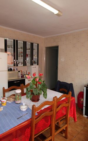 Casa à venda com 189m², 3 quartos e 7 vagasCozinha