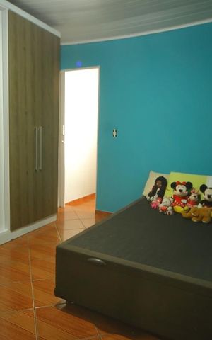 Casa à venda com 142m², 3 quartos e 2 vagasSuíte 