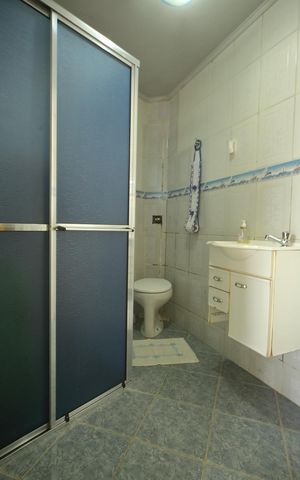 Casa à venda com 142m², 3 quartos e 2 vagasBanheiro da Suíte 