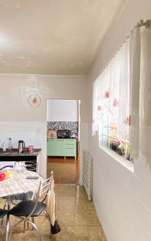 Casa à venda com 159m², 2 quartos e 3 vagas
