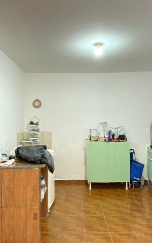 Casa à venda com 159m², 2 quartos e 3 vagas Casa à venda com 159m², 2 quartos e 3 vagasÁrea de Serviço