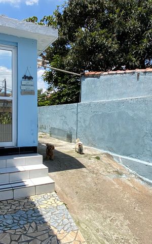 Casa à venda com 159m², 2 quartos e 3 vagas Casa à venda com 159m², 2 quartos e 3 vagasÁrea externa - Garagem