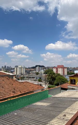 Casa à venda com 159m², 2 quartos e 3 vagas Casa à venda com 159m², 2 quartos e 3 vagasVaranda - Vista