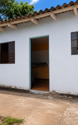 Casa à venda com 106m², 2 quartos e 2 vagas