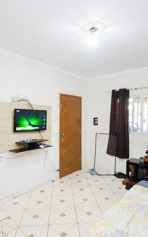 Casa à venda com 187m², 2 quartos e 2 vagasSala