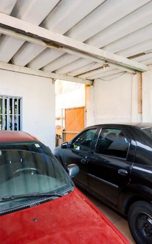 Casa à venda com 187m², 2 quartos e 2 vagasGaragem