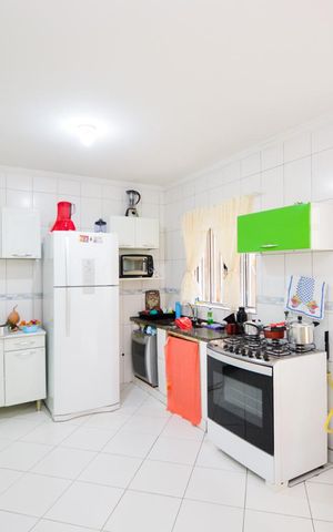 Casa à venda com 187m², 2 quartos e 2 vagasCozinha