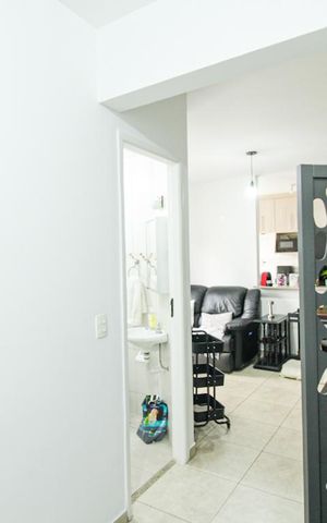 Apartamento à venda com 57m², 2 quartos e 2 vagas Apartamento à venda com 57m², 2 quartos e 2 vagasSala