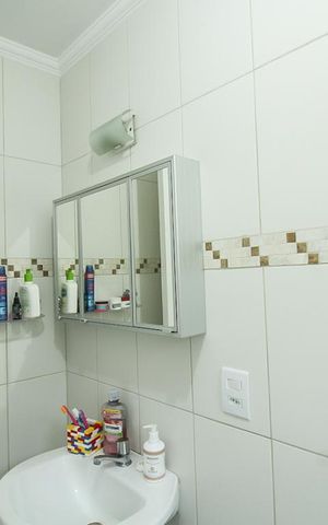 Apartamento à venda com 57m², 2 quartos e 2 vagas Apartamento à venda com 57m², 2 quartos e 2 vagasBanheiro da Suíte
