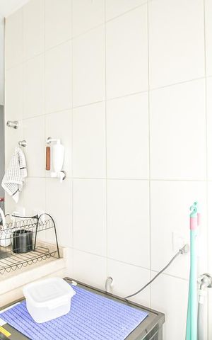 Apartamento à venda com 57m², 2 quartos e 2 vagas Apartamento à venda com 57m², 2 quartos e 2 vagasCozinha e Área de Serviço