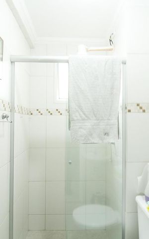 Apartamento à venda com 57m², 2 quartos e 2 vagas Apartamento à venda com 57m², 2 quartos e 2 vagasBanheiro