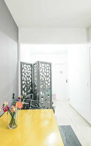 Apartamento à venda com 57m², 2 quartos e 2 vagas Apartamento à venda com 57m², 2 quartos e 2 vagasSala