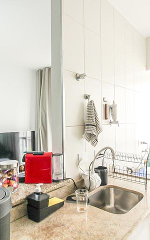 Apartamento à venda com 57m², 2 quartos e 2 vagas Apartamento à venda com 57m², 2 quartos e 2 vagasCozinha e Área de Serviço
