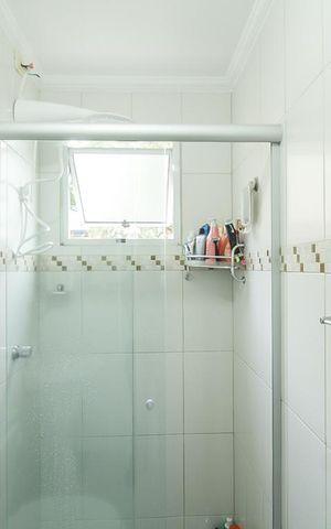Apartamento à venda com 57m², 2 quartos e 2 vagas Apartamento à venda com 57m², 2 quartos e 2 vagasBanheiro da Suíte