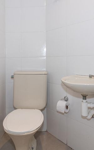 Apartamento à venda com 114m², 3 quartos e 2 vagas Apartamento à venda com 114m², 3 quartos e 2 vagasBanheiro de serviço