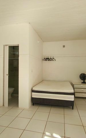 Casa para alugar com 21m², 1 quarto e 2 vagas Casa para alugar com 21m², 1 quarto e 2 vagasStudio