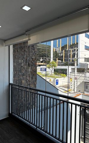 Casa à venda com 250m², 3 quartos e 4 vagas Casa à venda com 250m², 3 quartos e 4 vagasSala Varanda