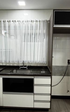 Casa à venda com 250m², 3 quartos e 4 vagas Casa à venda com 250m², 3 quartos e 4 vagasCozinha