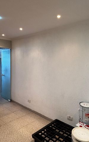 Casa à venda com 250m², 3 quartos e 4 vagas Casa à venda com 250m², 3 quartos e 4 vagasQuarto da Garagem