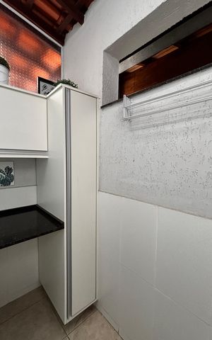 Casa à venda com 250m², 3 quartos e 4 vagas Casa à venda com 250m², 3 quartos e 4 vagasÁrea de Serviço