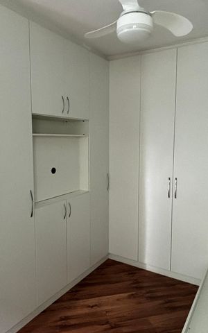 Casa à venda com 250m², 3 quartos e 4 vagas Casa à venda com 250m², 3 quartos e 4 vagasQuarto 1