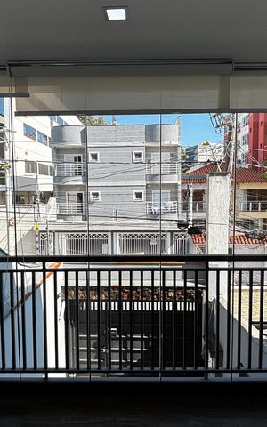 Casa à venda com 250m², 3 quartos e 4 vagas Casa à venda com 250m², 3 quartos e 4 vagasSala Varanda