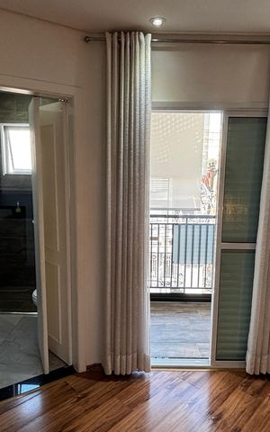 Casa à venda com 250m², 3 quartos e 4 vagas Casa à venda com 250m², 3 quartos e 4 vagasSuite