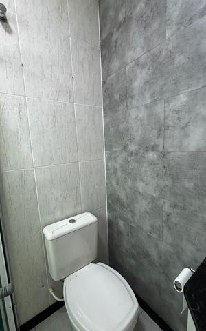 Casa à venda com 250m², 3 quartos e 4 vagas Casa à venda com 250m², 3 quartos e 4 vagasBanheiro