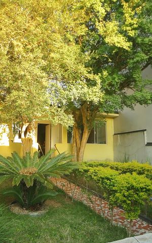 Casa à venda com 316m², 3 quartos e sem vagaJardim/ Quintal 