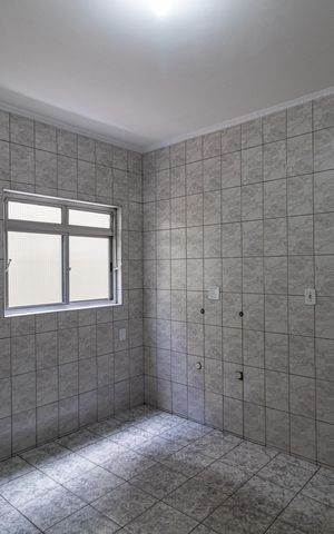 Casa à venda com 218m², 1 quarto e 2 vagas Casa à venda com 218m², 1 quarto e 2 vagasQuarto