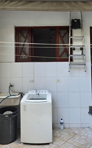 Casa à venda com 100m², 2 quartos e 1 vaga Casa à venda com 100m², 2 quartos e 1 vagaÁrea de Serviço e Churrasqueira