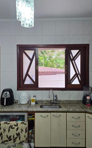 Casa à venda com 100m², 2 quartos e 1 vaga Casa à venda com 100m², 2 quartos e 1 vagaCozinha