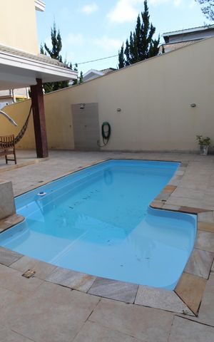 Casa de condomínio para alugar com 285m², 3 quartos e 4 vagasÁrea Externa