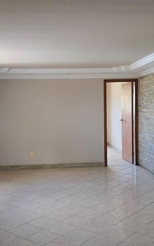 Apartamento à venda com 267m², 3 quartos e 1 vaga Apartamento à venda com 267m², 3 quartos e 1 vagaSala