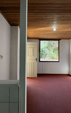 Casa à venda com 275m², 2 quartos e 1 vaga Casa à venda com 275m², 2 quartos e 1 vagaCozinha