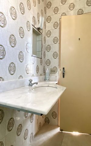 Apartamento para alugar com 110m², 3 quartos e 1 vaga Apartamento para alugar com 110m², 3 quartos e 1 vagaBanheiro da Suíte 1